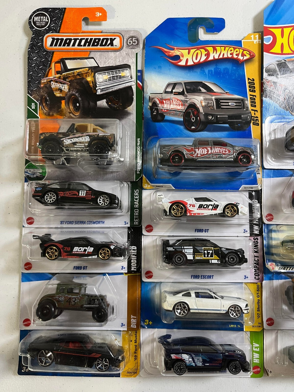 Hot Wheels & Matchbox Ford Assortment 20 Pack Cars Collection