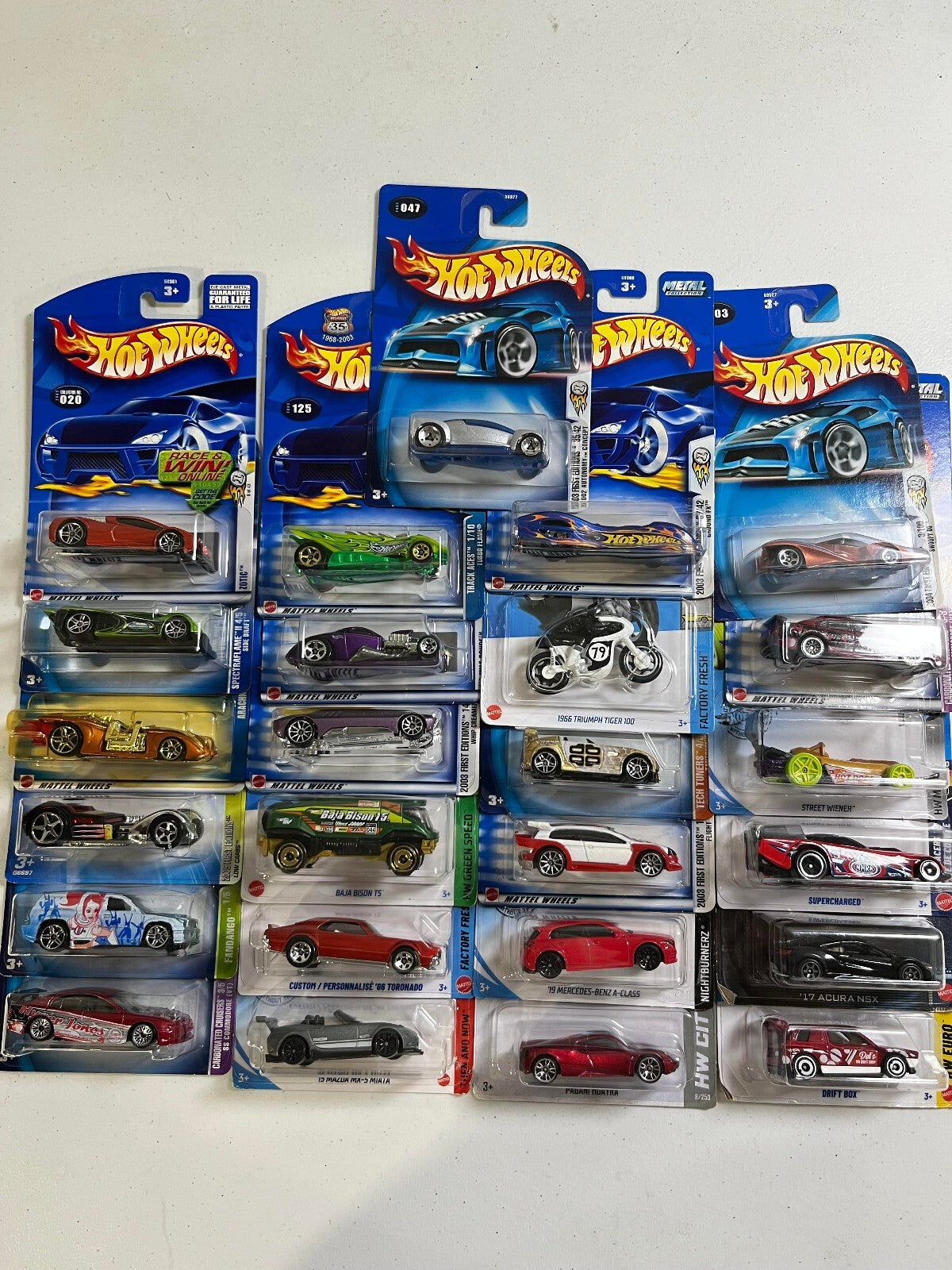 Hot Wheels Assortment 25 Pack 1:64 Collection Lot 3